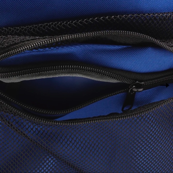 ❗️SOLD❗️Reebok Blue Backpack - Picture 3 of 5